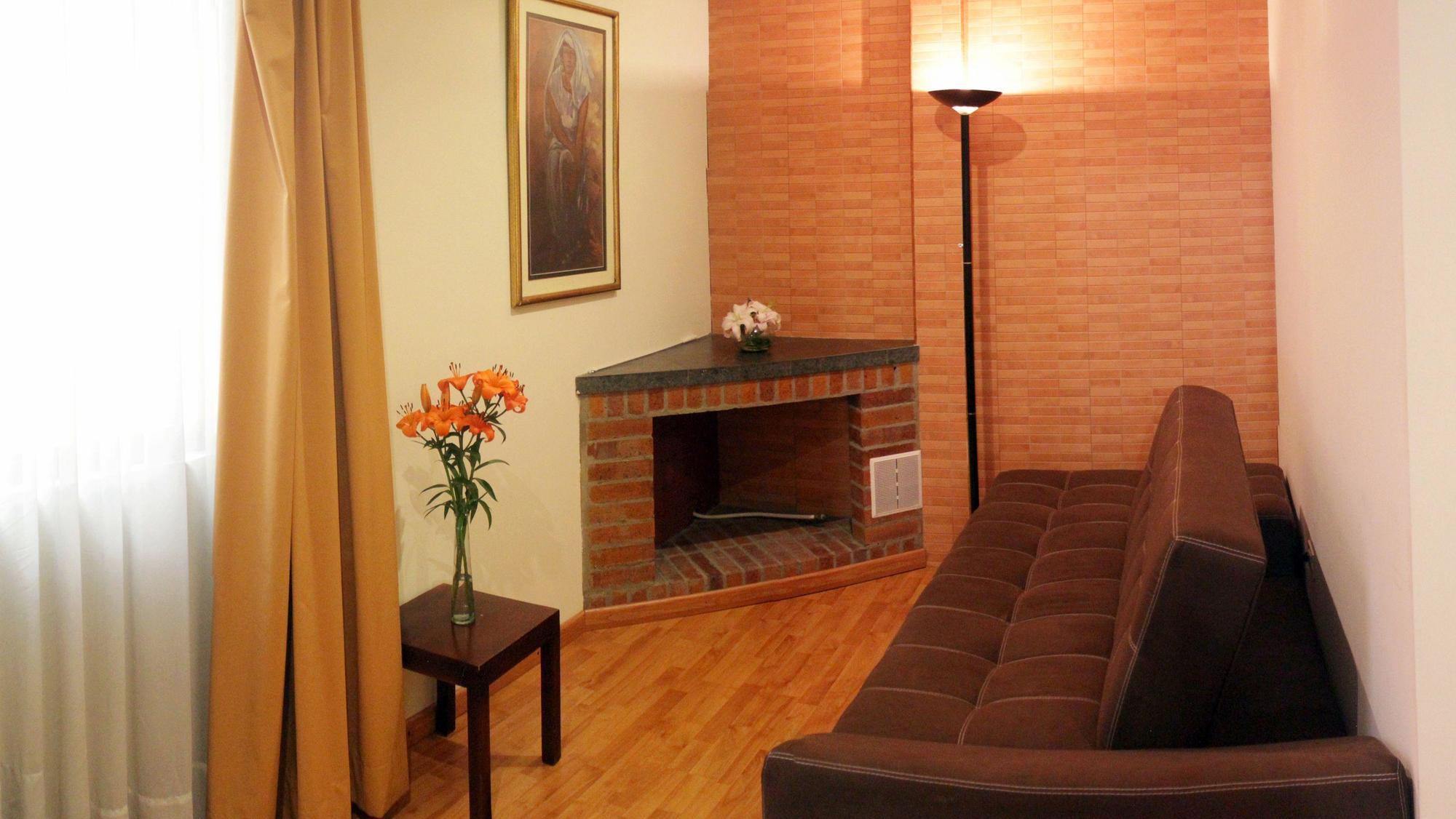 Hotel Charlies Place Bogota Bagian luar foto