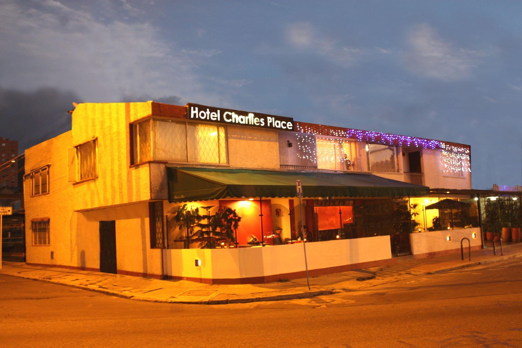 Hotel Charlies Place Bogota Bagian luar foto