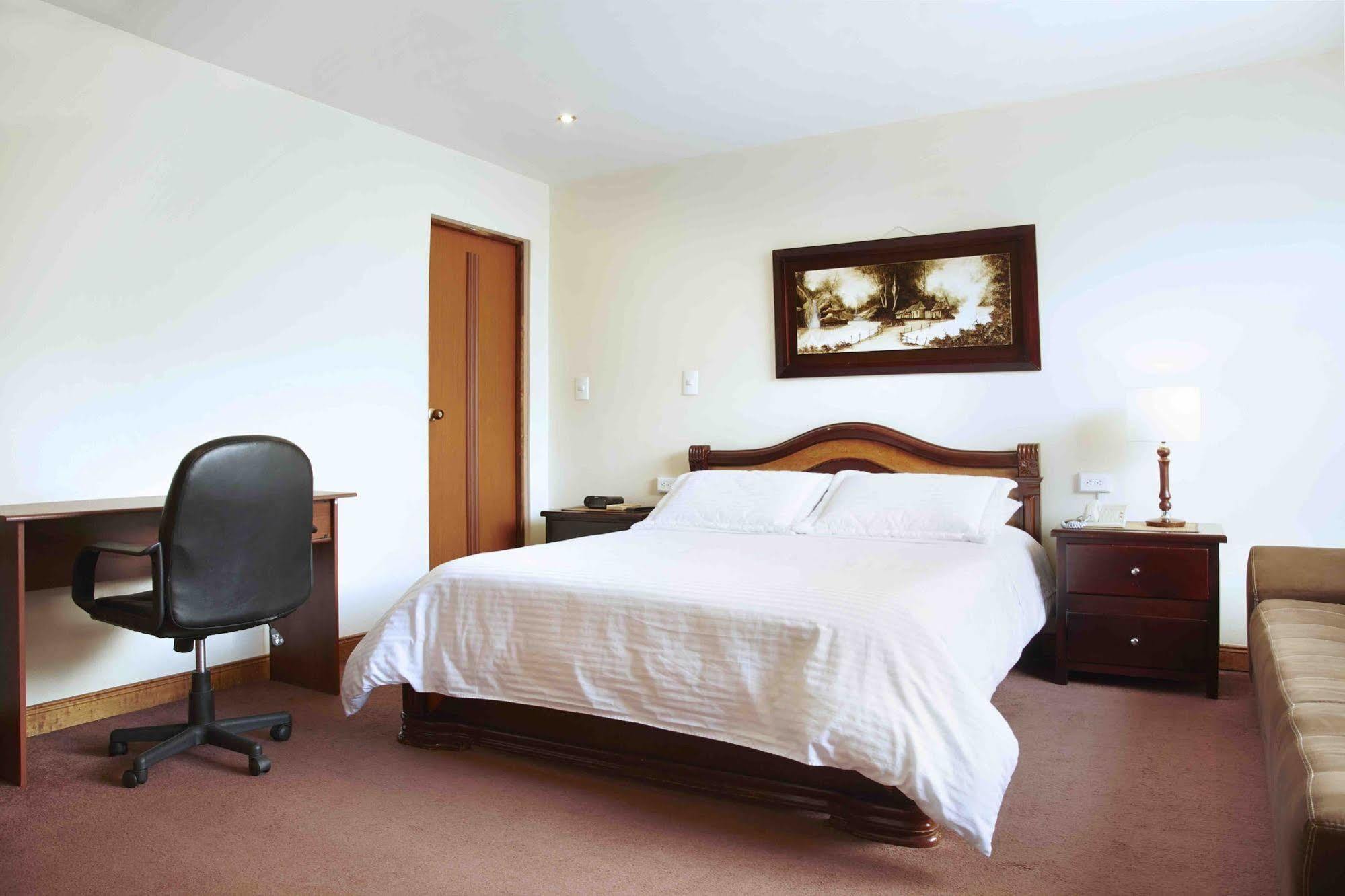 Hotel Charlies Place Bogota Bagian luar foto